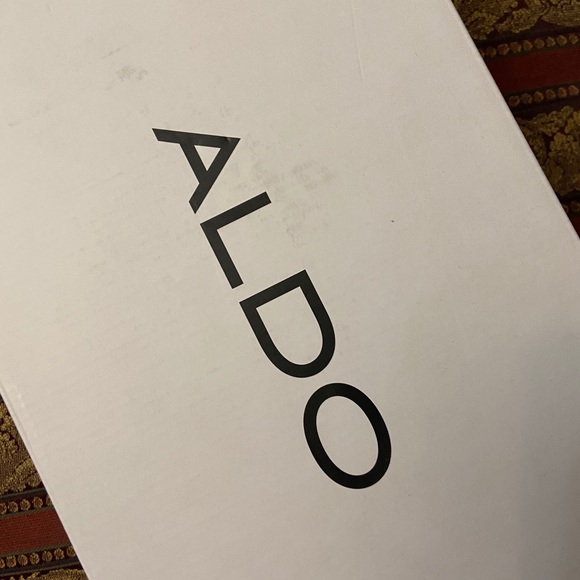 Black leather pumps - Picture 4 of 6